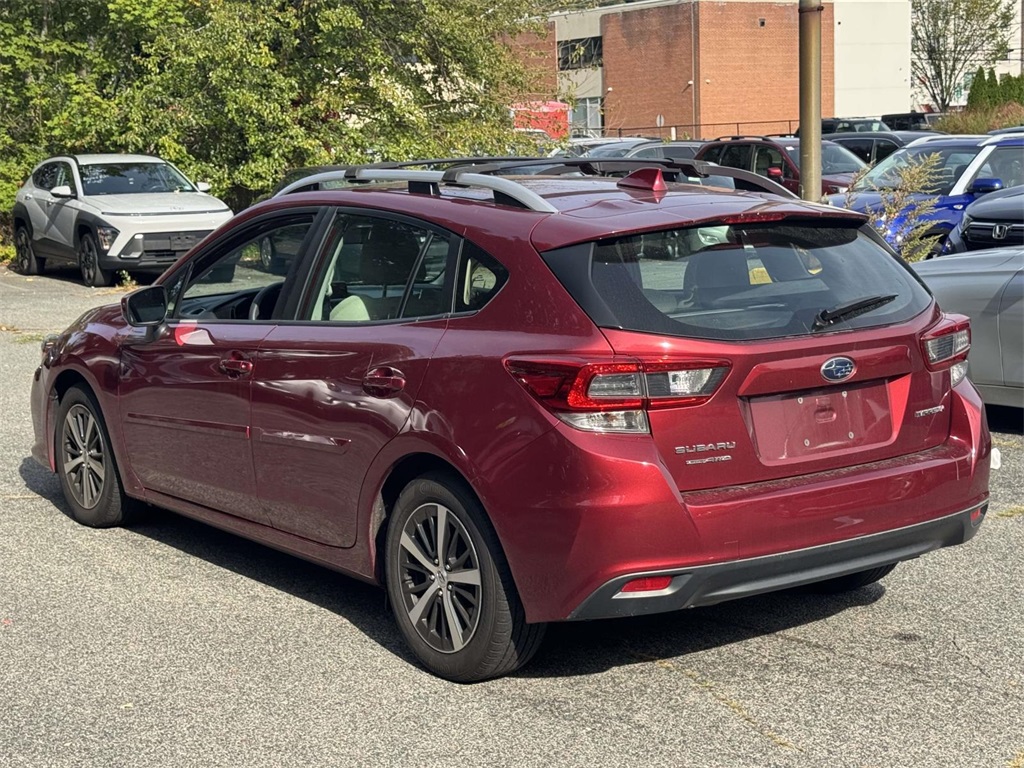 2023 Subaru Impreza Premium photo 4