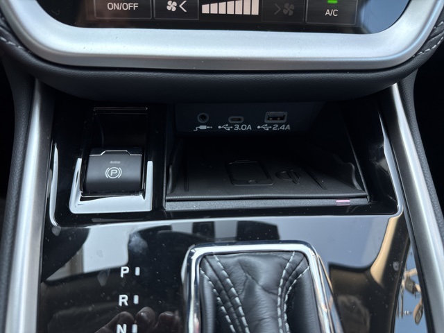 2025 Subaru Legacy Limited photo 12