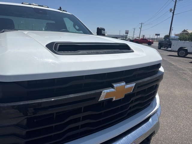 2024 Chevrolet Silverado 3500HD Work Truck photo 4