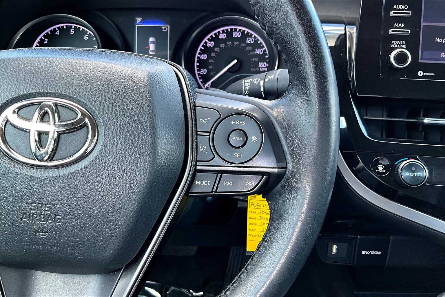 2023 Toyota Camry SE photo 23