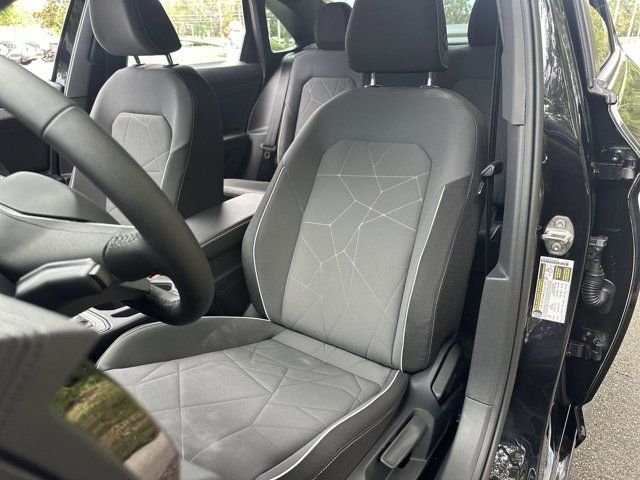 2025 Volkswagen Jetta 1.5T Sport photo 3