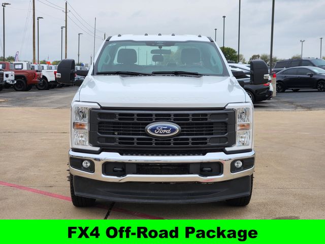 2024 Ford F-350 XL photo 3