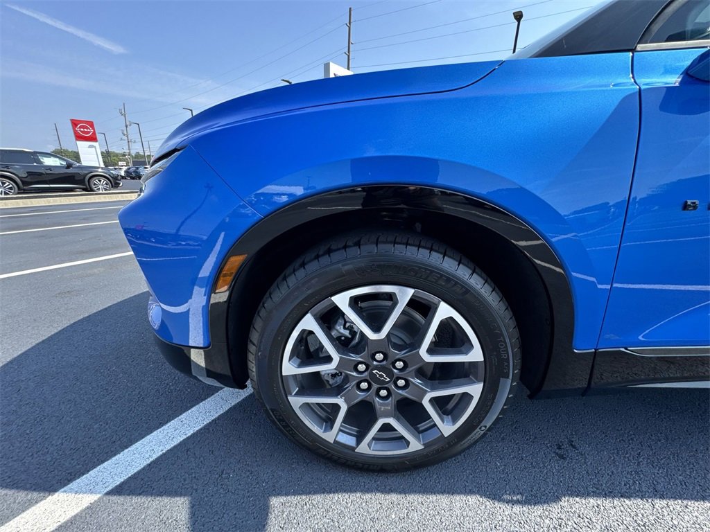 2025 Chevrolet Blazer RS photo 8