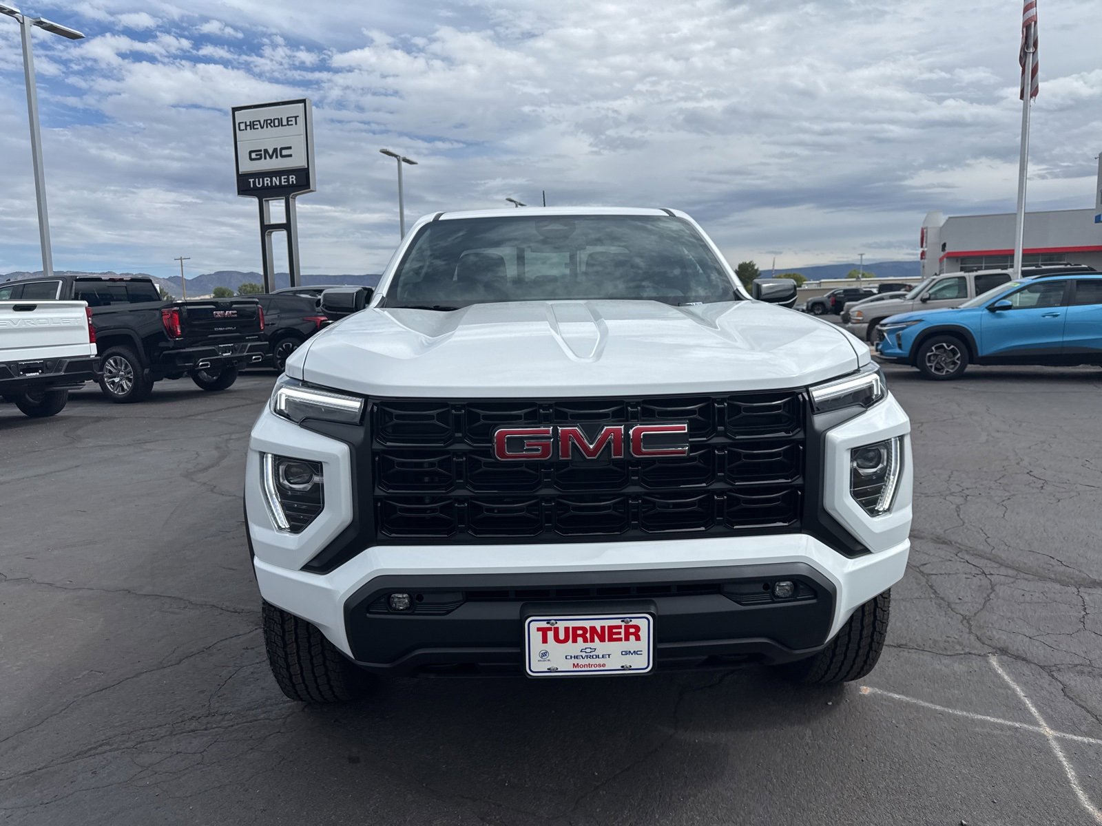2026 Gmc Canyon Elevation photo 2