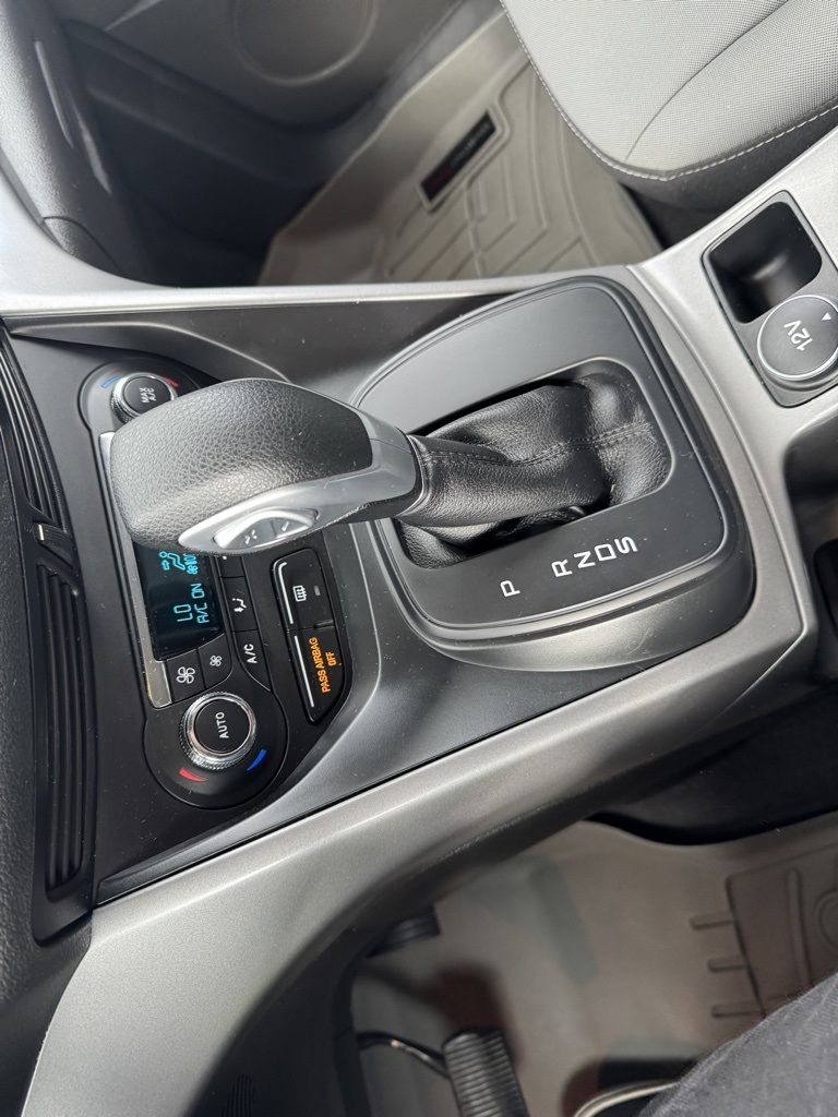 2016 Ford Escape SE photo 26