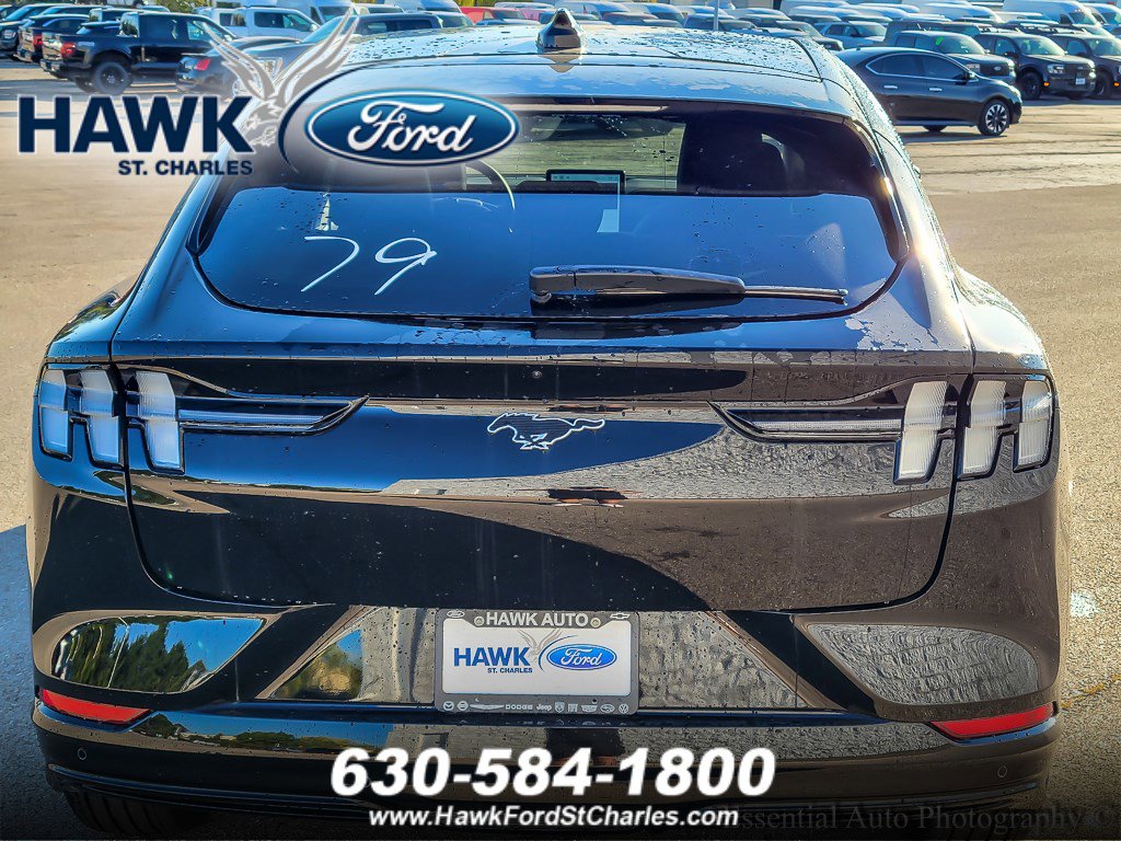 2025 FORD MUSTANG MACH-E - Image 4