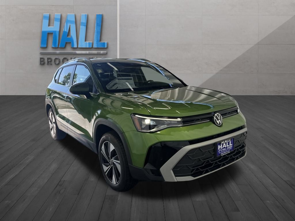 2025 Volkswagen Taos SE photo 6