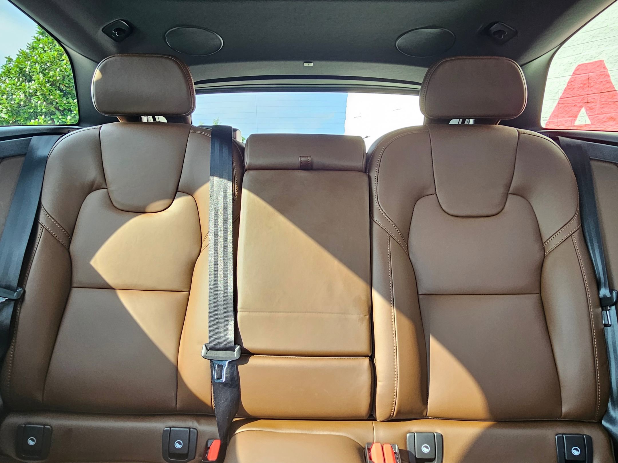 2022 Volvo XC60 Inscription photo 24