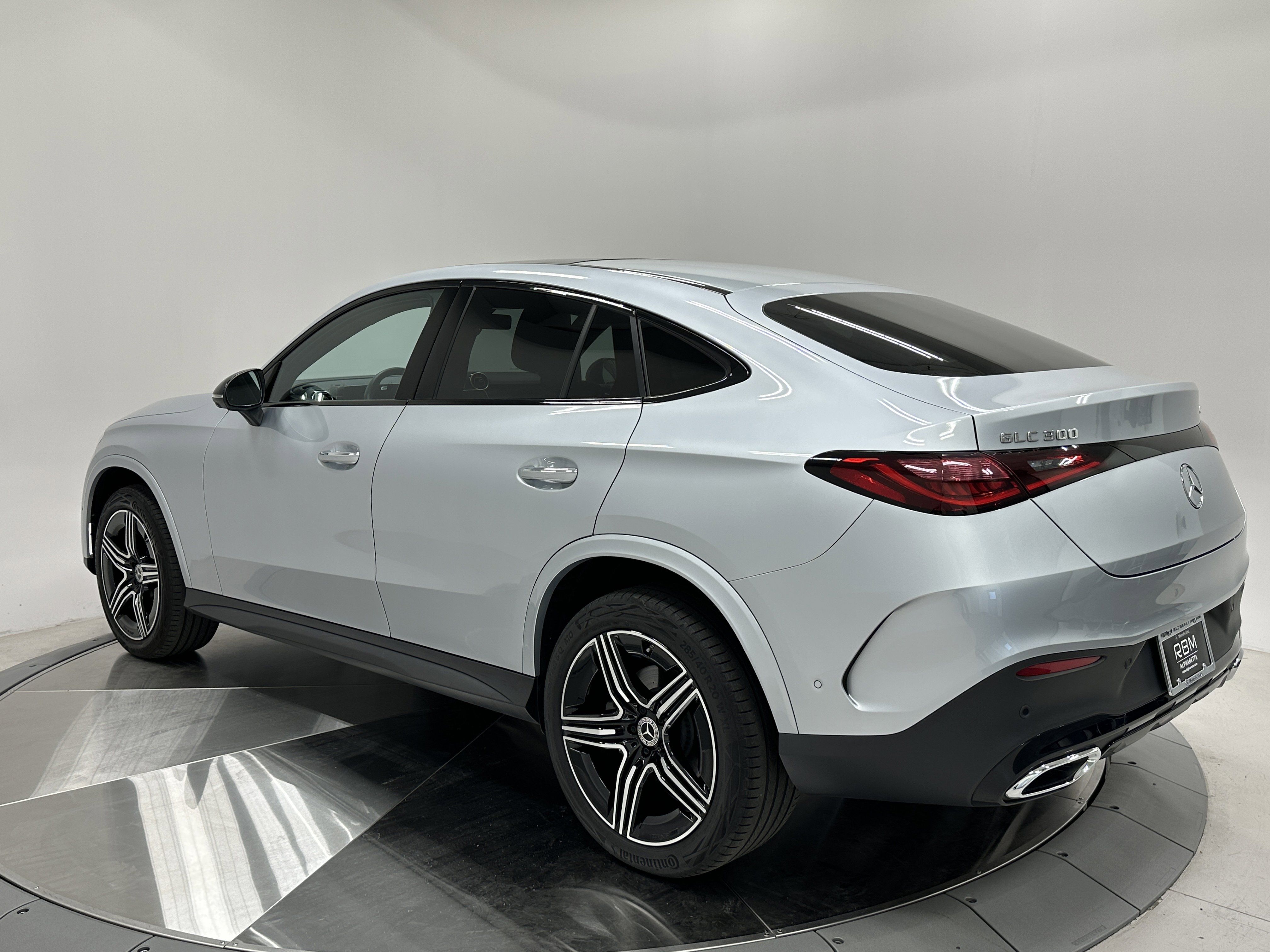 2024 Mercedes Benz GLC 300 4MATIC photo 5