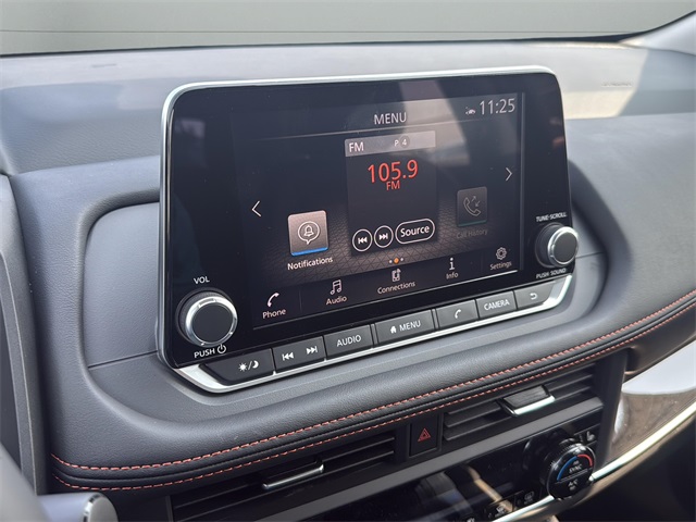 2026 Nissan Rogue SV photo 15