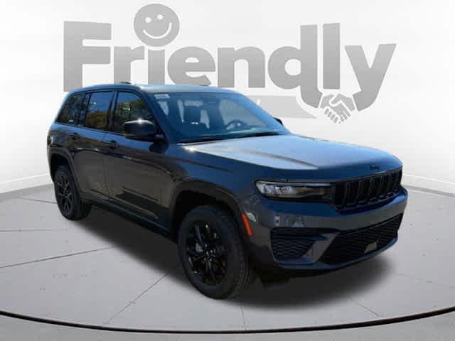 2025 Jeep Grand Cherokee Altitude's photo