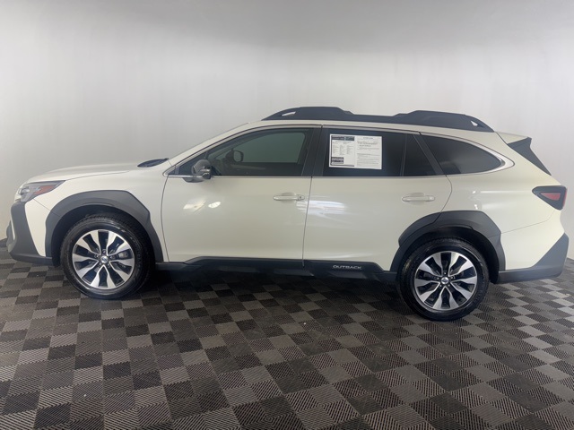 2023 Subaru Outback Limited photo 4