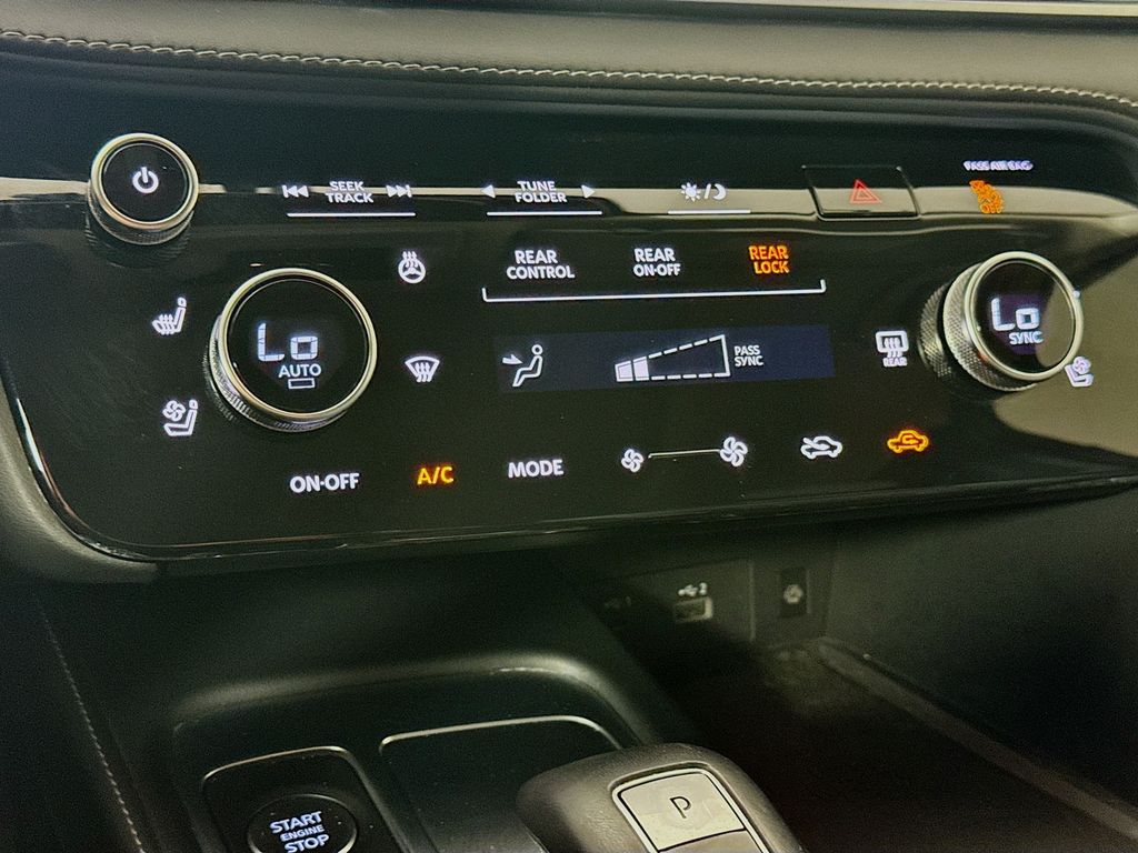 2023 Infiniti QX60 Luxe photo 17