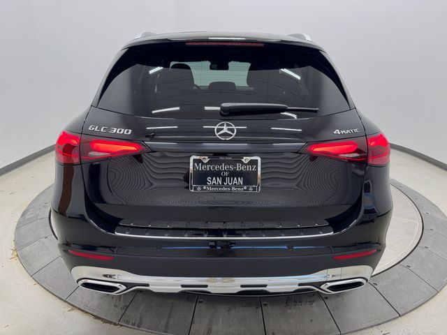2025 Mercedes Benz GLC 300 4MATIC photo 8
