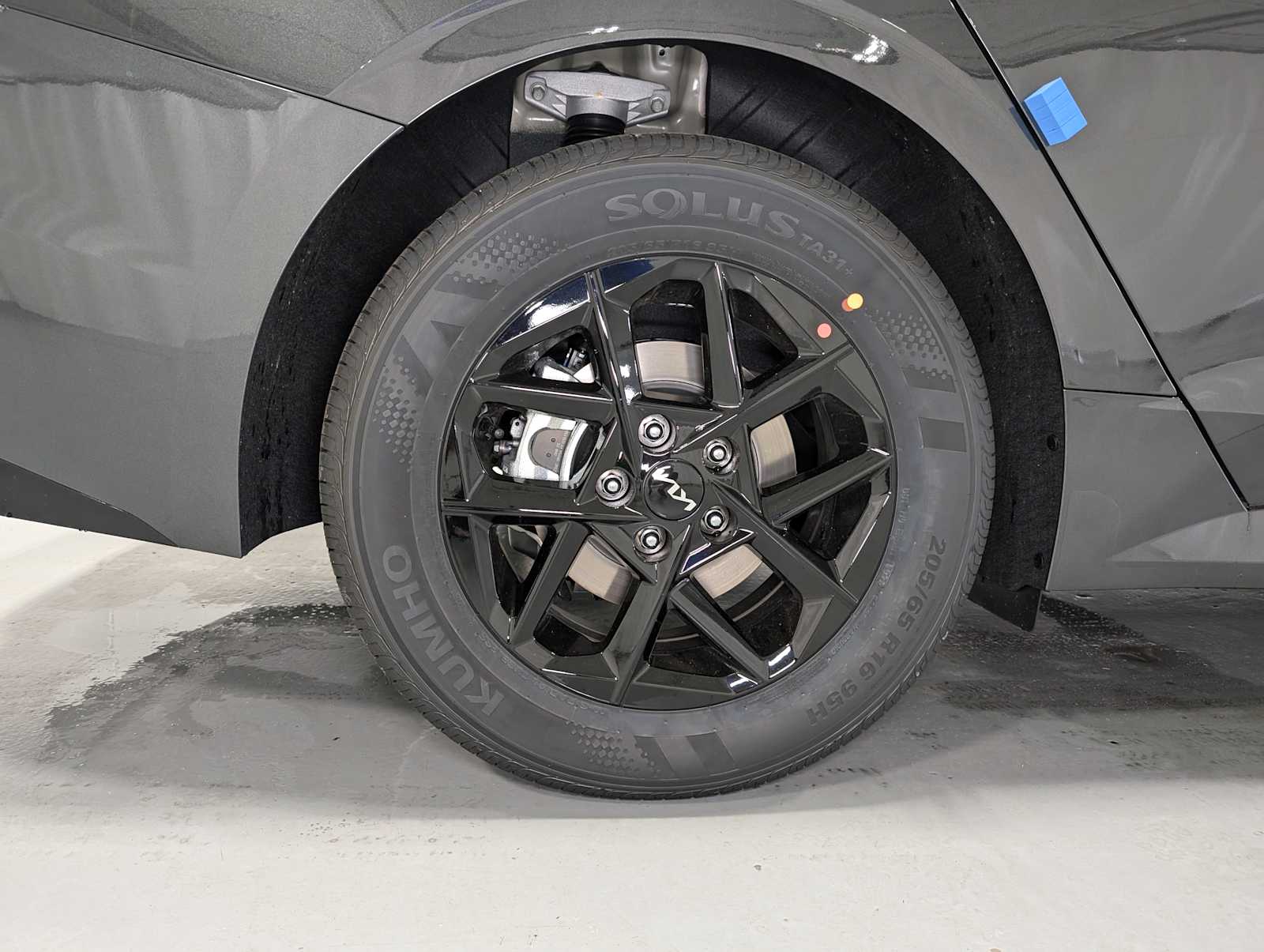 2025 Kia K5 LXS photo 3