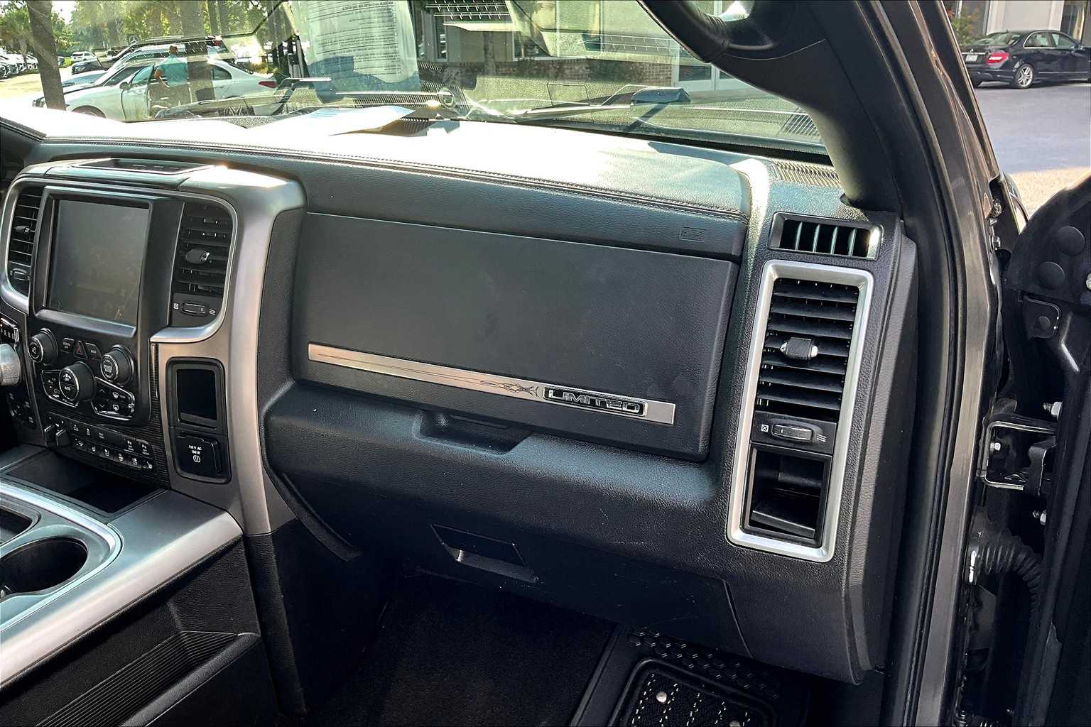 2016 Ram 1500 Longhorn Limited photo 17