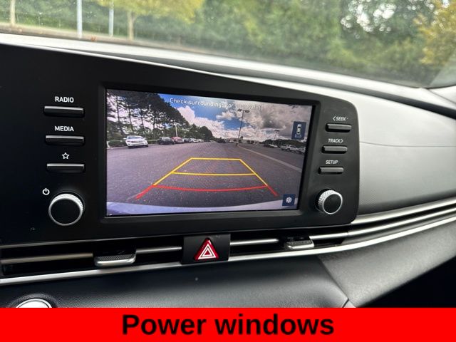 2023 Hyundai Elantra SEL photo 10