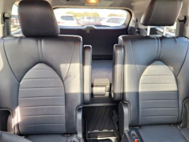 2022 Toyota Highlander XLE photo 30