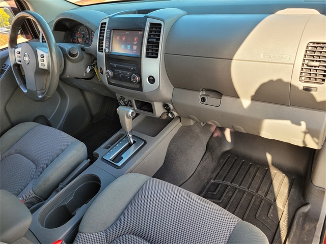 2019 Nissan Frontier SV photo 14