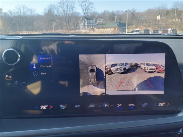 2024 Chevrolet Traverse photo 13