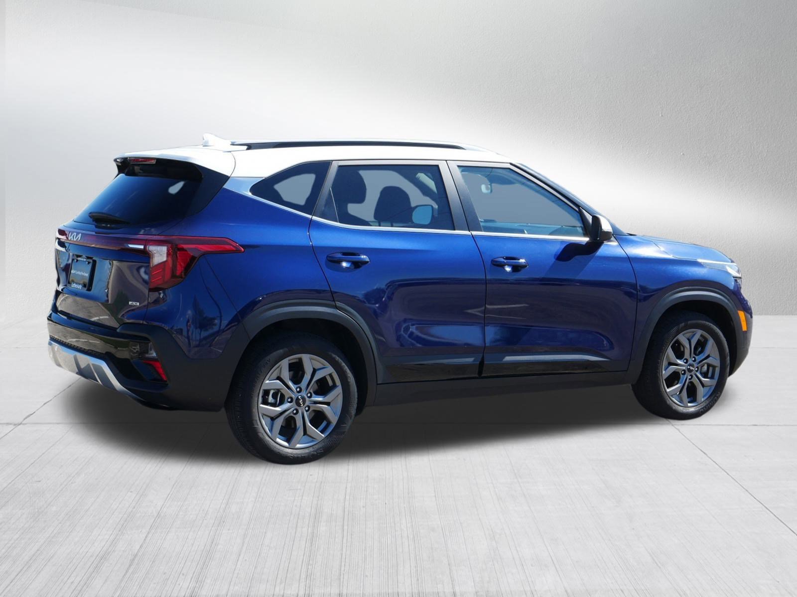 2024 Kia Seltos S X-Line photo 6