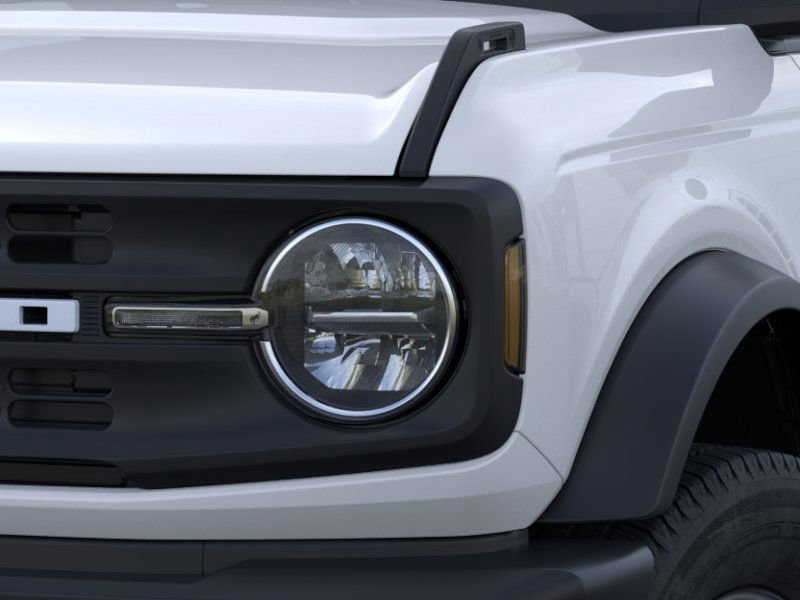 2025 Ford Bronco Base photo 17
