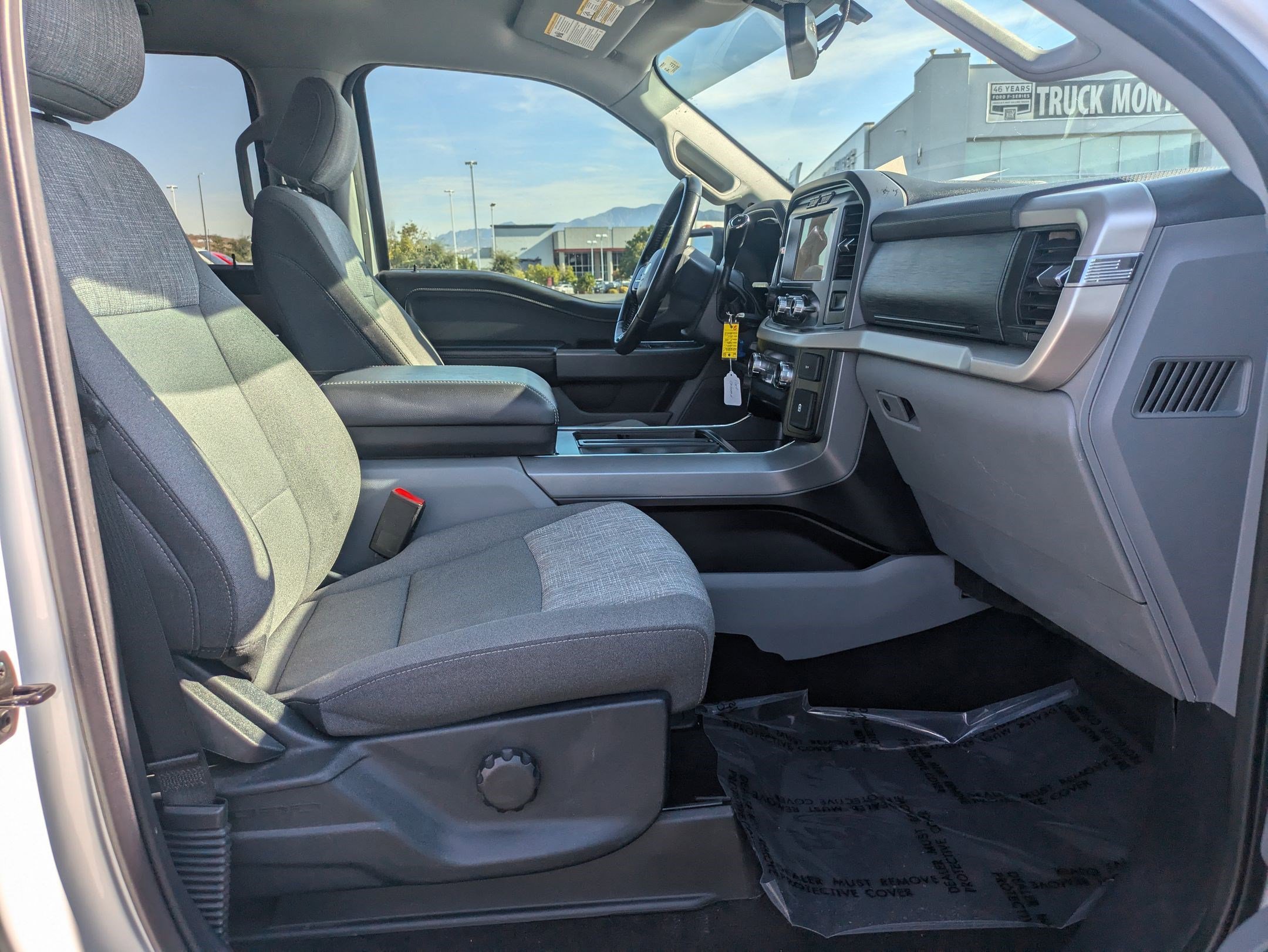 2021 Ford F-150 XLT photo 28