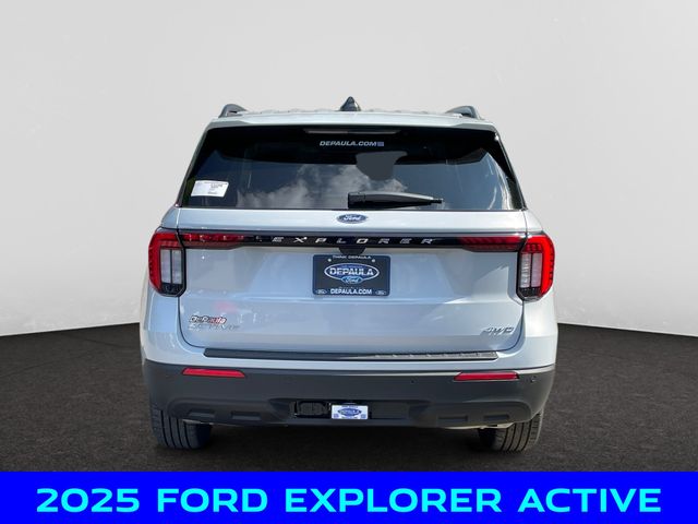 2025 Ford Explorer photo 4