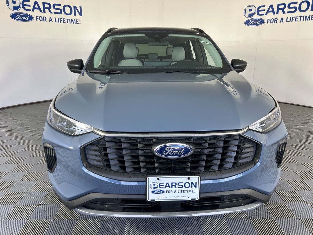 2025 Ford Escape Active photo 2