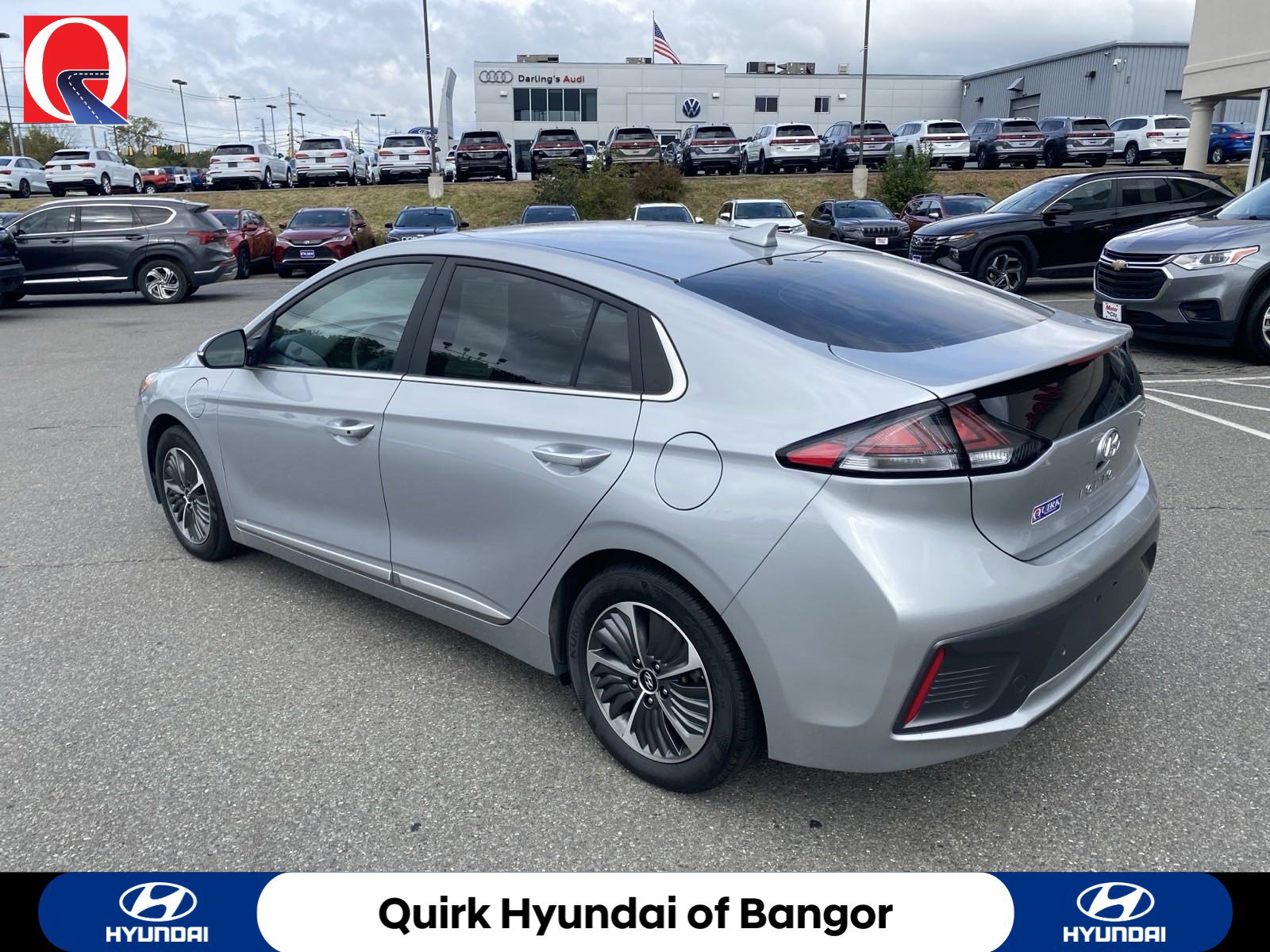 2022 Hyundai Ioniq Plug-In Hybrid Limited photo 2