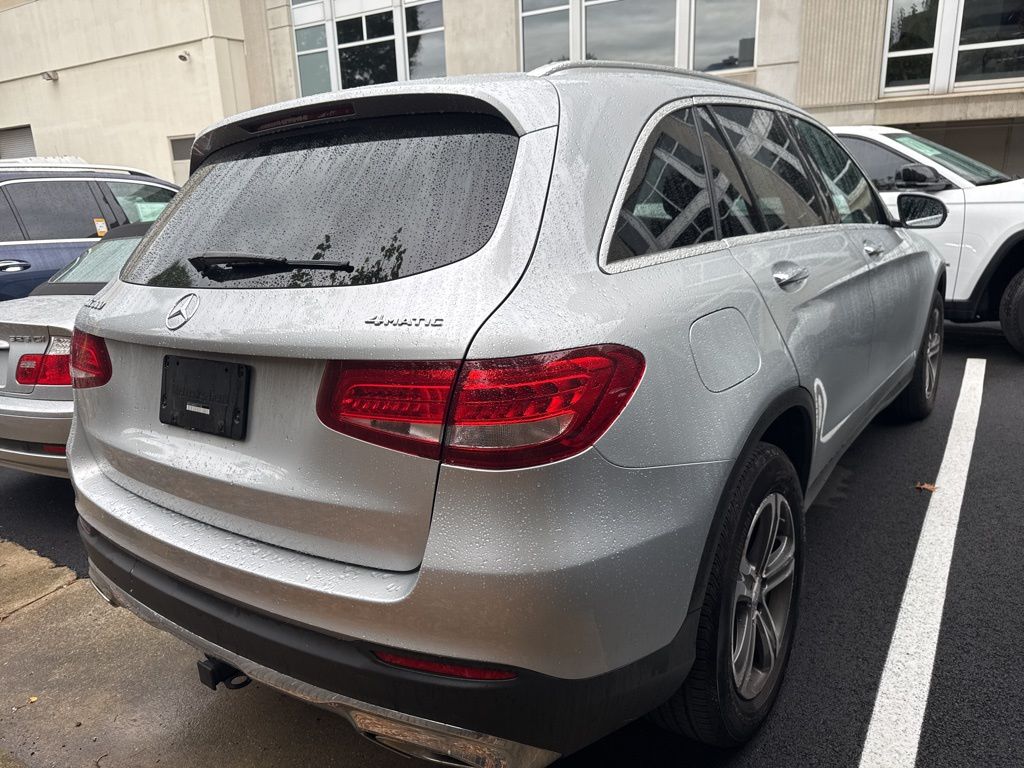 2017 Mercedes Benz GLC 300 photo 3