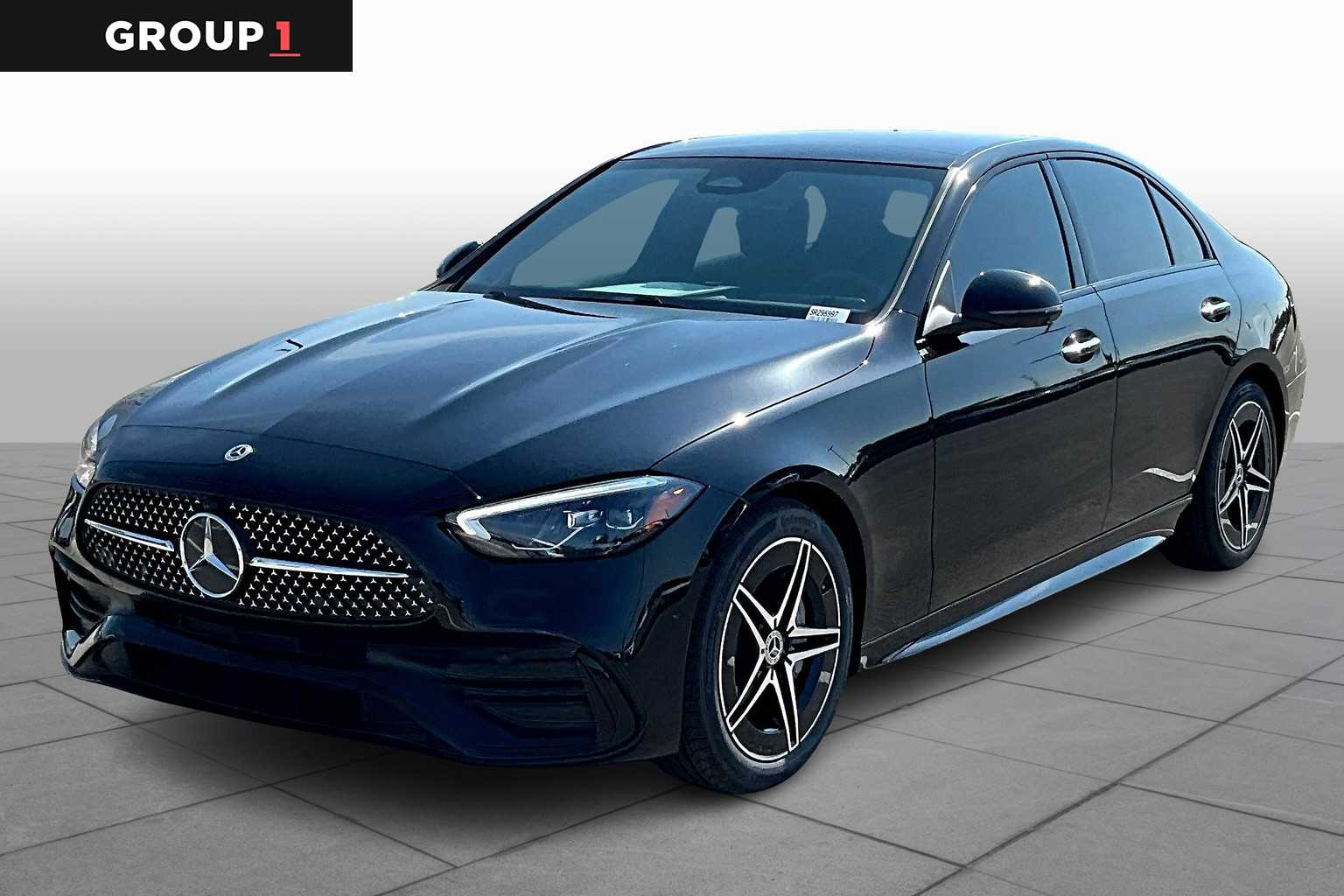 2025 Mercedes-Benz C-Class Sedan C 300's photo