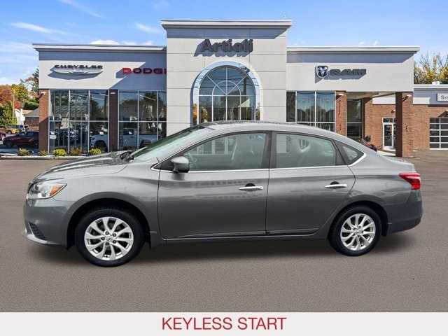 2018 Nissan Sentra SV photo 4