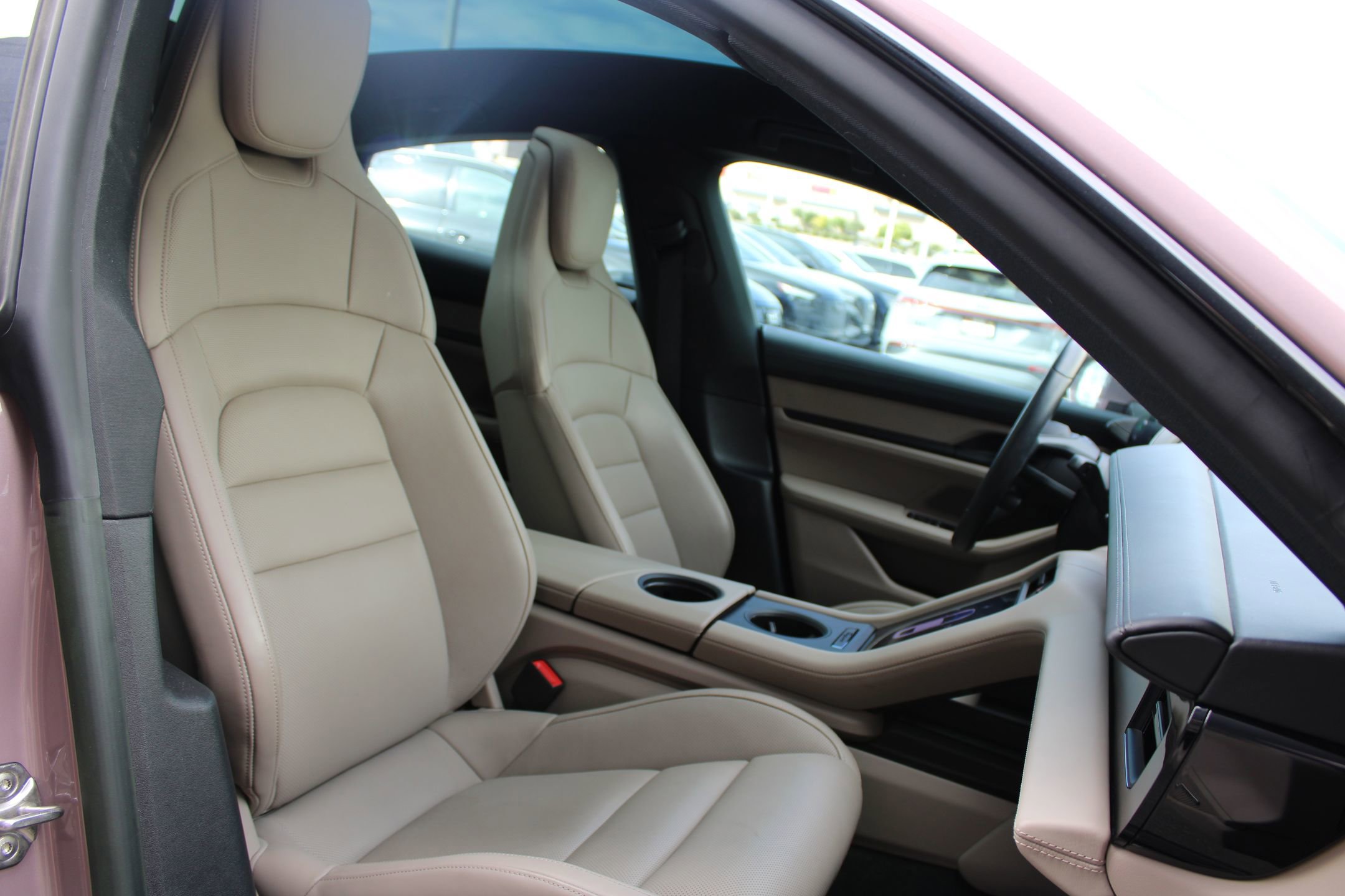 2023 Porsche Taycan 4S photo 24