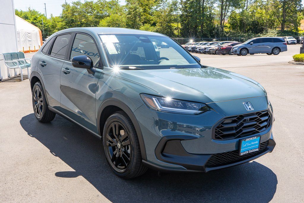 2026 Honda HR-V Sport photo 2