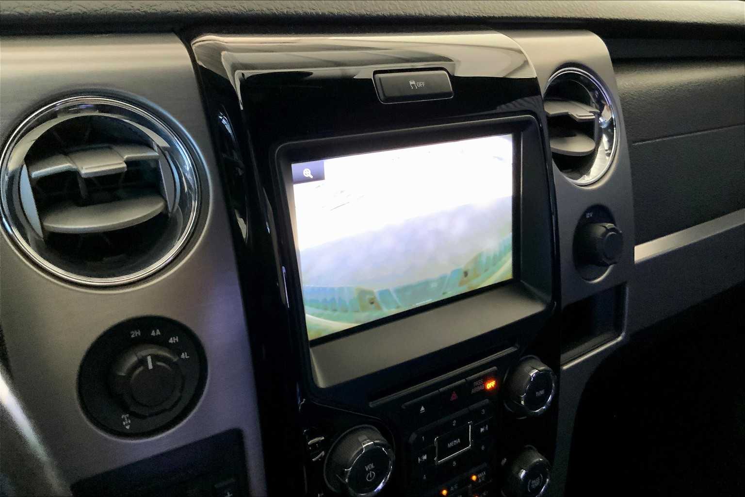 2014 Ford F-150 Limited photo 23