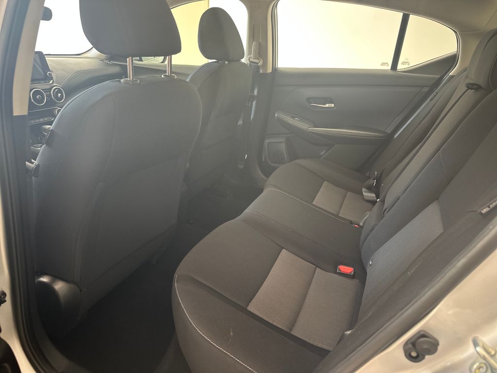 2021 Nissan Sentra SV photo 12
