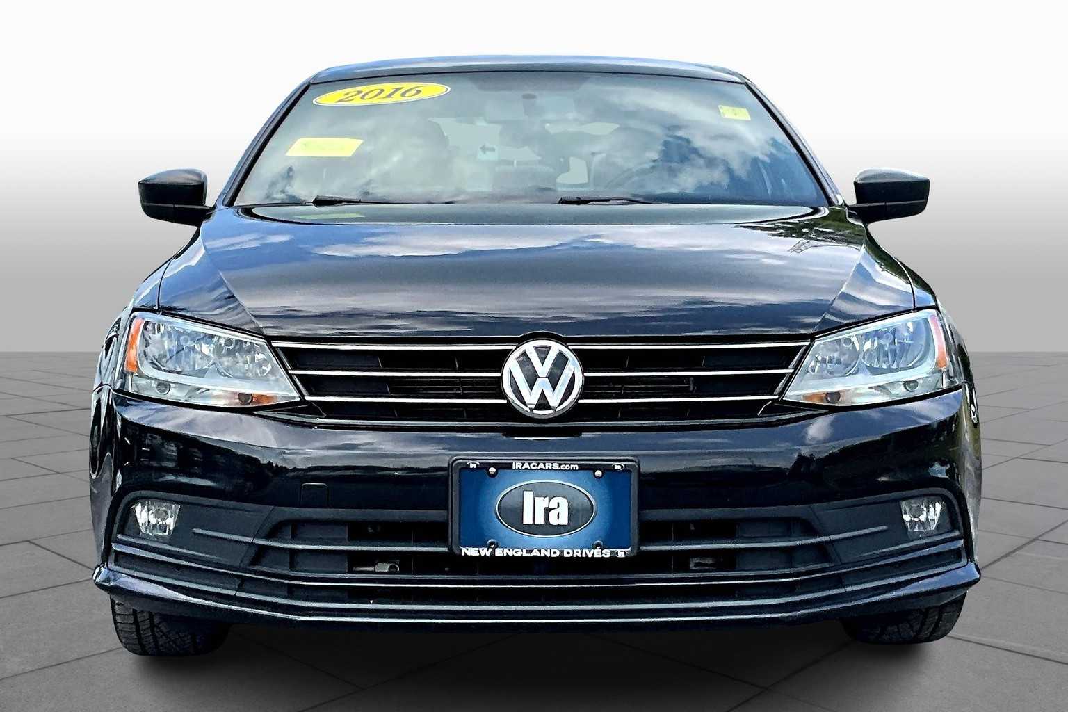 3VWB17AJ3GM268681
