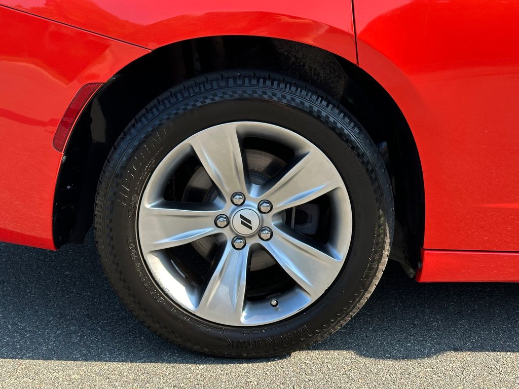2018 Dodge Charger SXT Plus photo 32