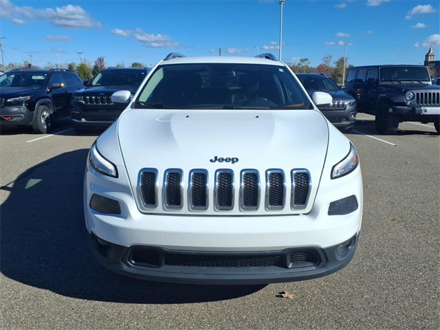 Used 2016 Jeep Cherokee Latitude with VIN 1C4PJMCB5GW227448 for sale in Richmond, MI