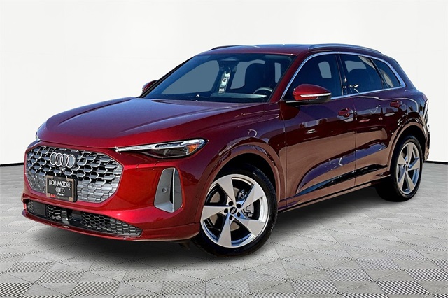 2025 Audi New Q5 Prestige's photo