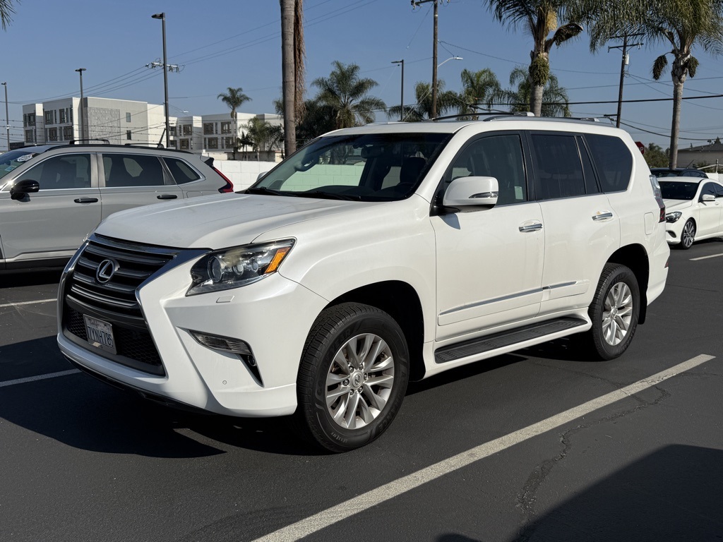 2017 Lexus GX 460 photo 2