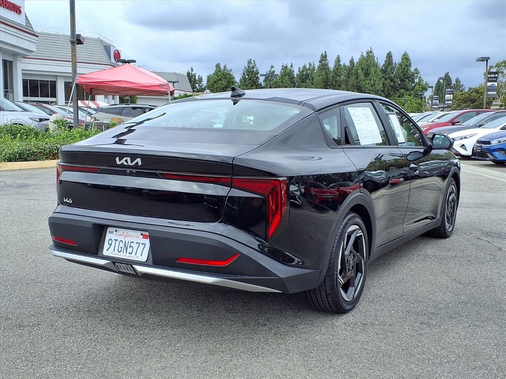 2025 Kia K4 EX photo 5