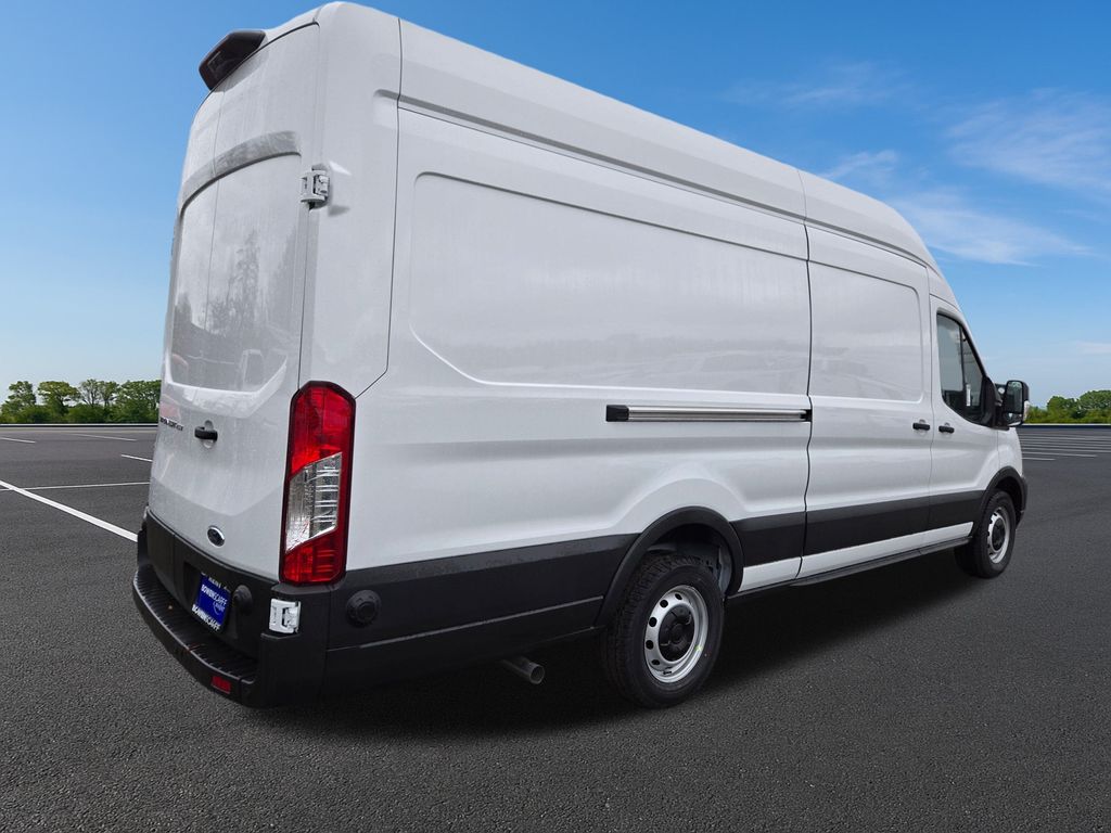 2024 Ford Transit photo 4