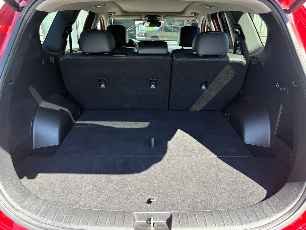 2022 Hyundai Santa Fe Limited photo 36