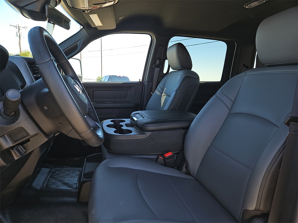 2026 Ram 5500 Tradesman photo 15
