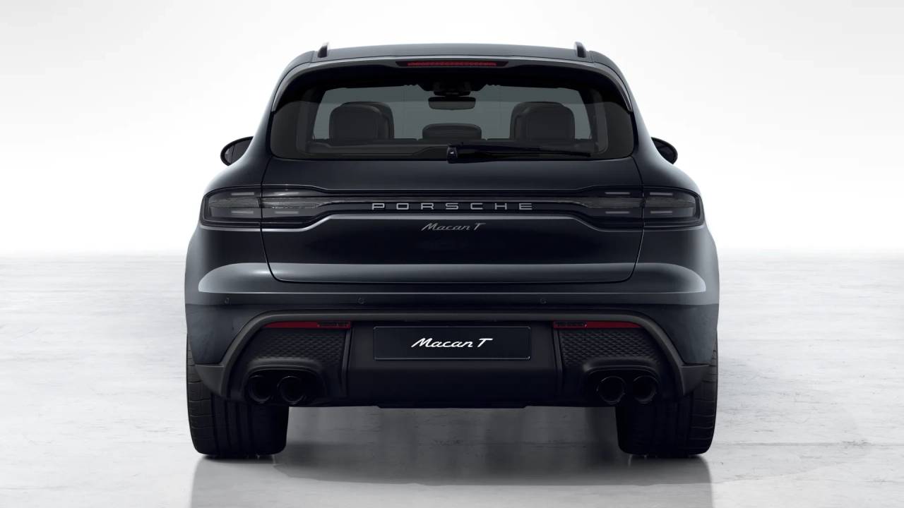 2026 Porsche Macan T photo 8