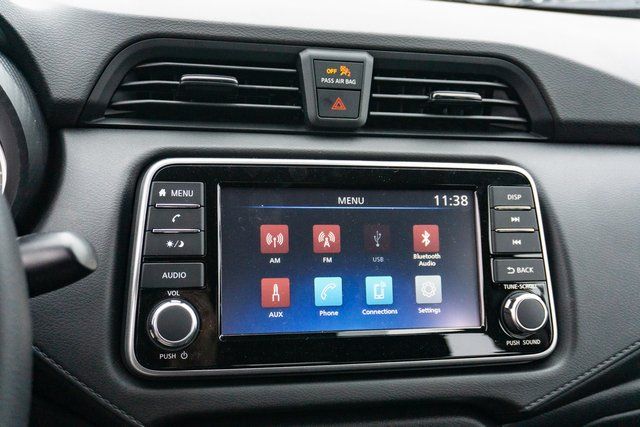 2025 Nissan Versa S photo 13