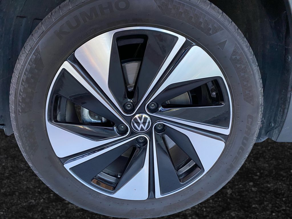 2024 Volkswagen Taos SE photo 22