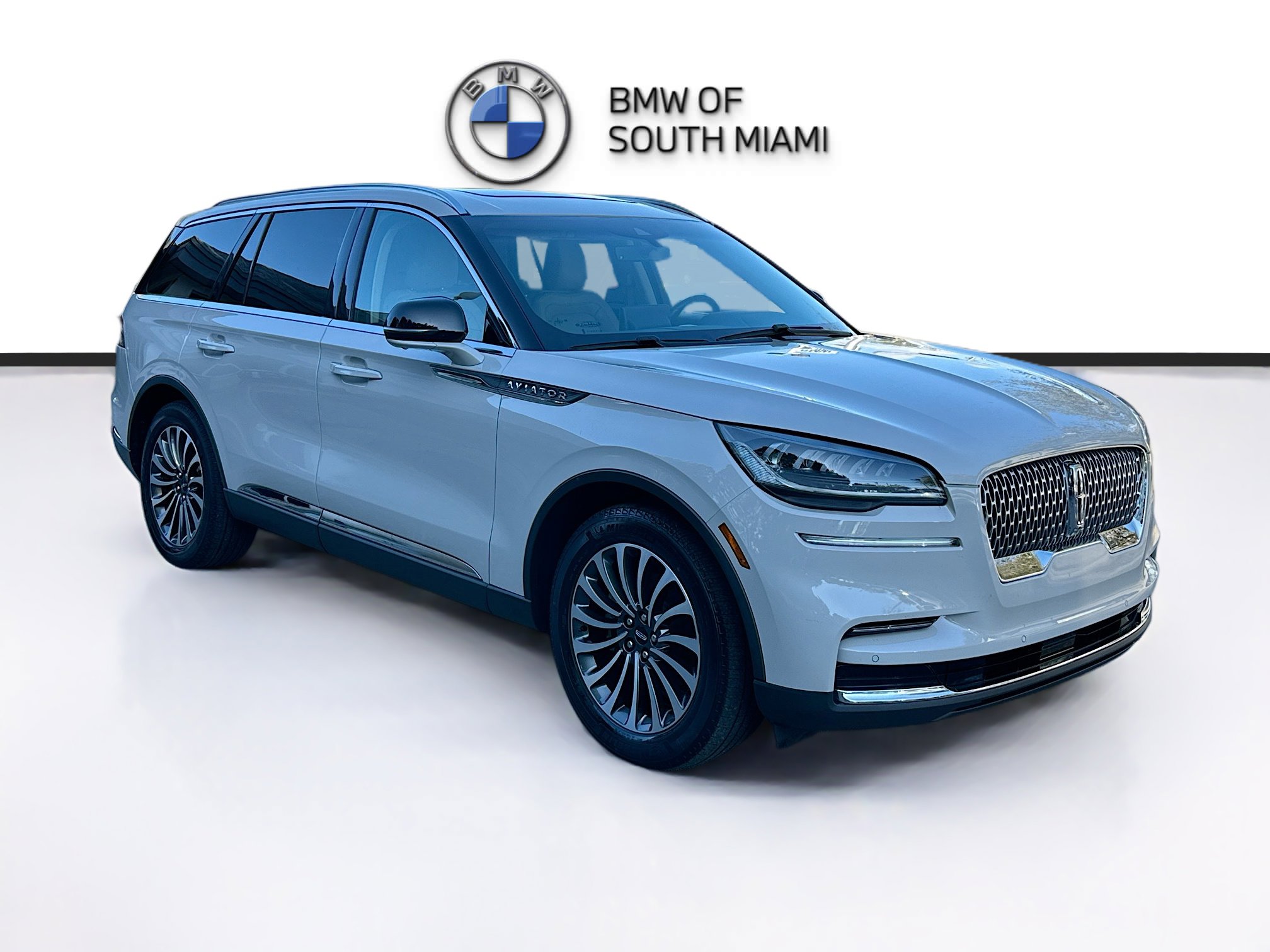2022 Lincoln Aviator Reserve's photo